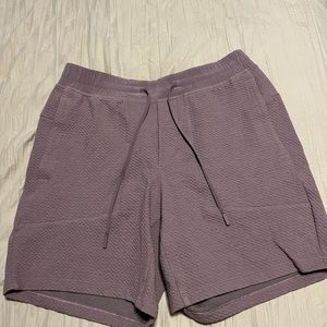 Lululemon At Ease men’s short. 7in inseam. Size L